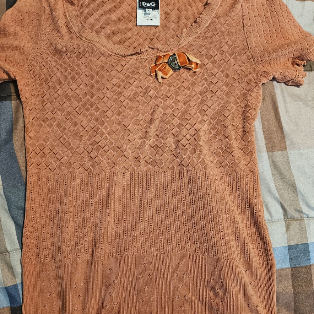 D&G Peach-Orange Knit Short Sleeve Dress with Bow Pin